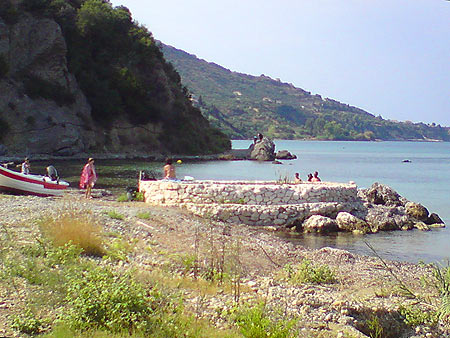 Vourderi beach - beaches